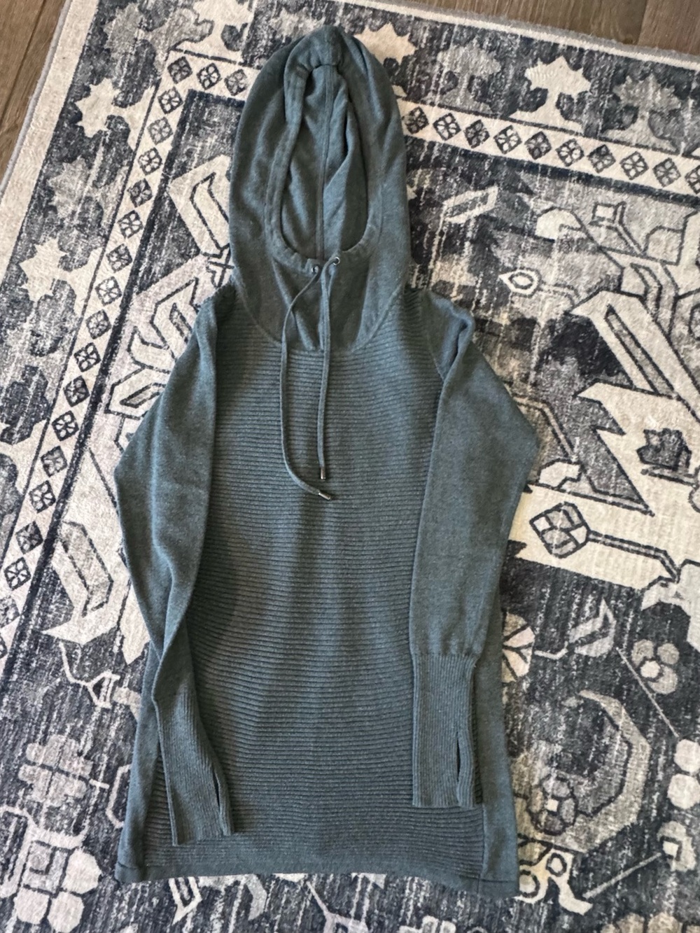 Fall layering cozy thumb slots  Hooded Rib-Knit Sweater - Green Sz Xs